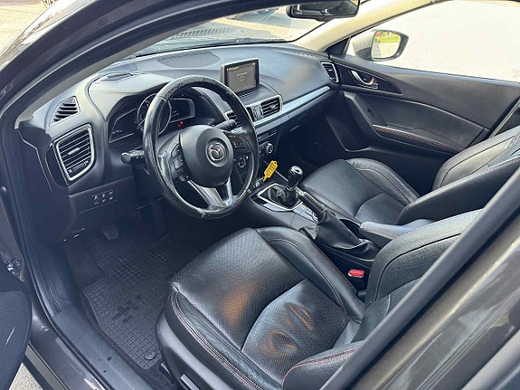 Mazda 3 10 of 25