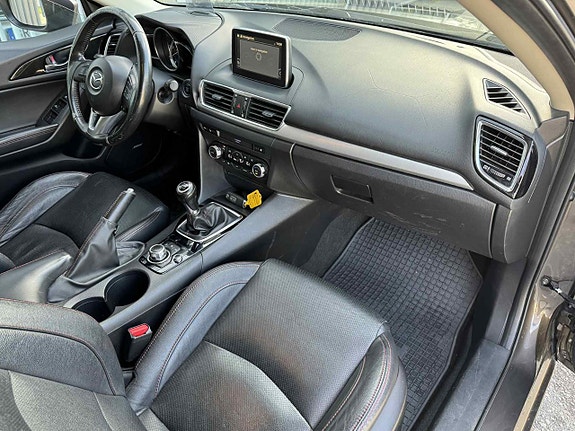 Mazda 3 12 of 25