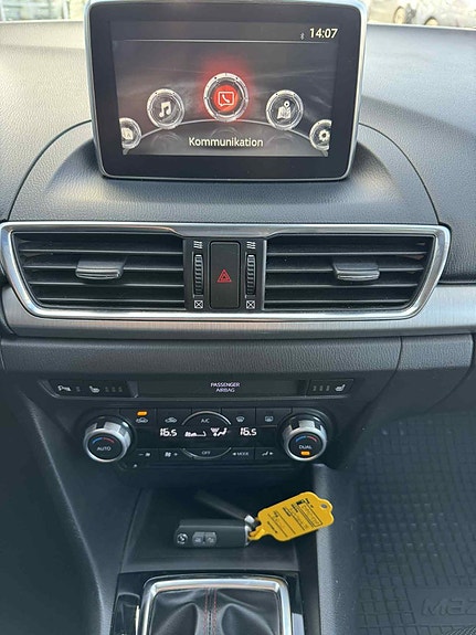 Mazda 3 15 of 25