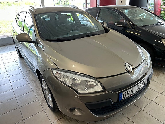 Renault Megane 2 of 5