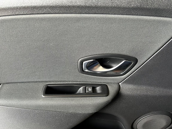 Renault Megane 6 of 11