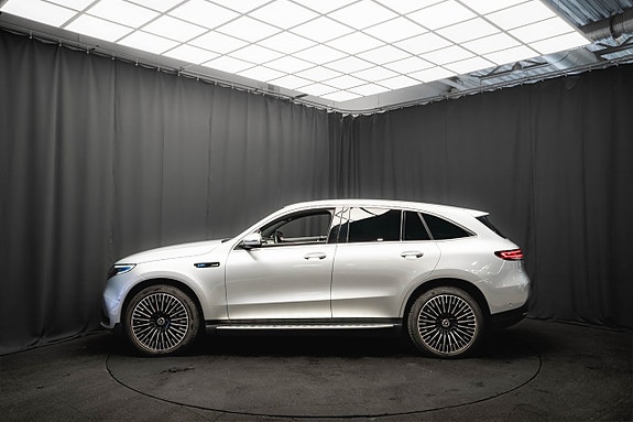 Mercedes-Benz EQC400 10 of 25