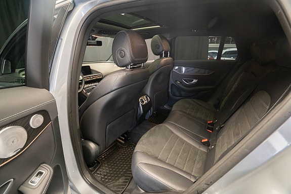 Mercedes-Benz EQC400 20 of 25