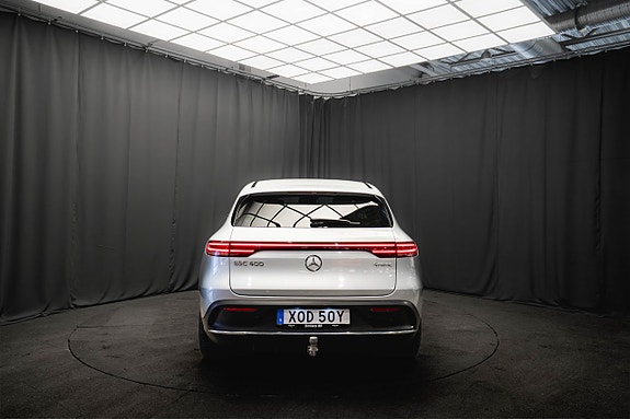 Mercedes-Benz EQC400 8 of 25