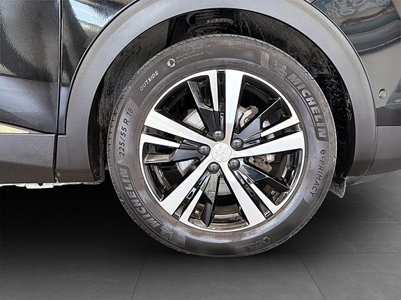 Peugeot 5008 17 of 19