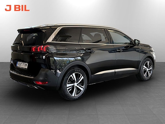Peugeot 5008 4 of 5
