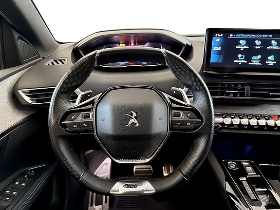 Peugeot 5008 9 of 19