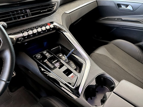 Peugeot 5008 14 of 19
