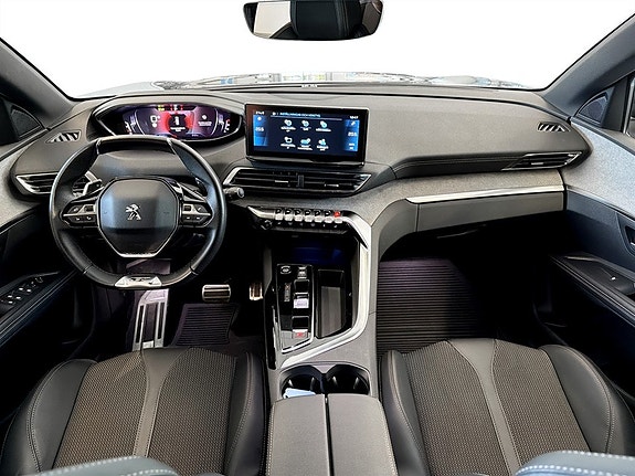 Peugeot 5008 8 of 19