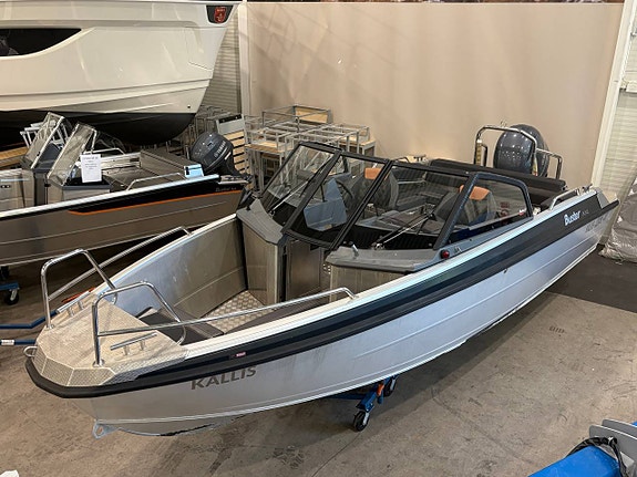 Buster XXL 2021 ink. Yamaha F150 49gångtimmar! Nyservad!