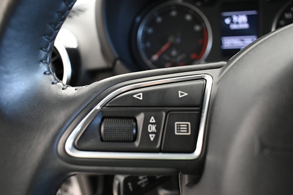 Audi e-tron Sportback 14 of 18