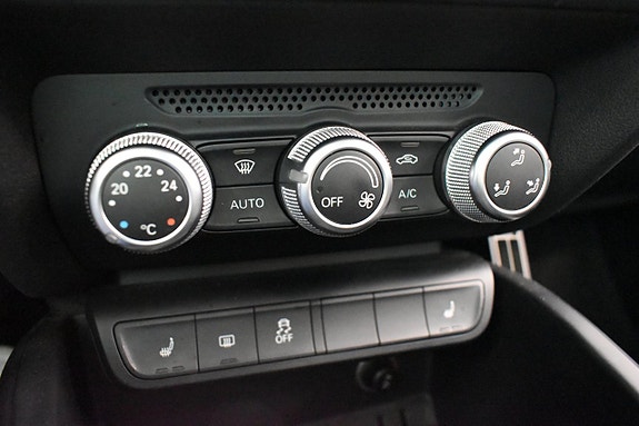 Audi e-tron Sportback 16 of 18