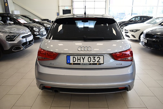 Audi e-tron Sportback 5 of 18