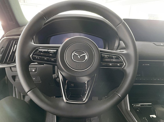 Mazda CX-80 10 of 16