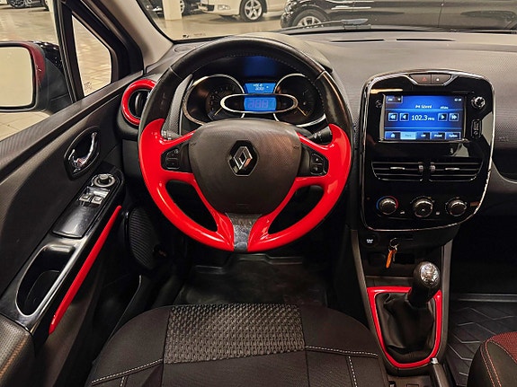 Renault Clio 2 of 7