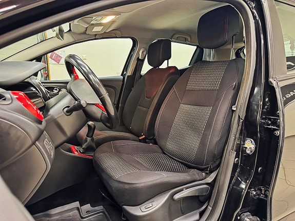 Renault Clio 4 of 7