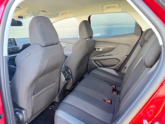 Peugeot 3008 10 of 17