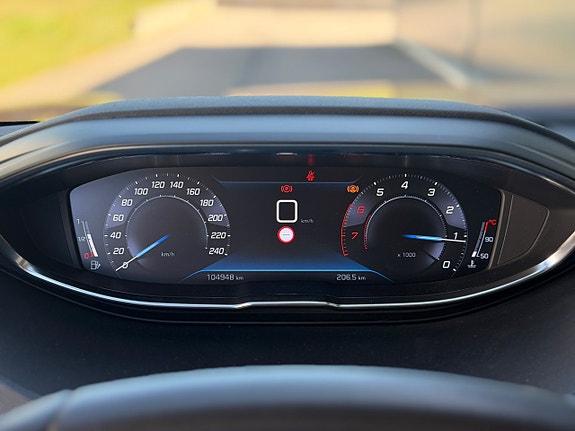 Peugeot 3008 13 of 17