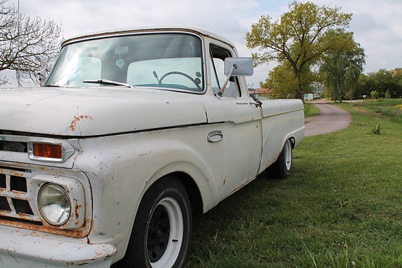 Ford F-100 5 of 5