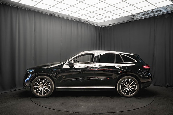 Mercedes-Benz EQC400 10 of 23