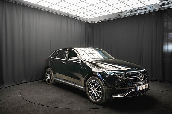Mercedes-Benz EQC400 5 of 23