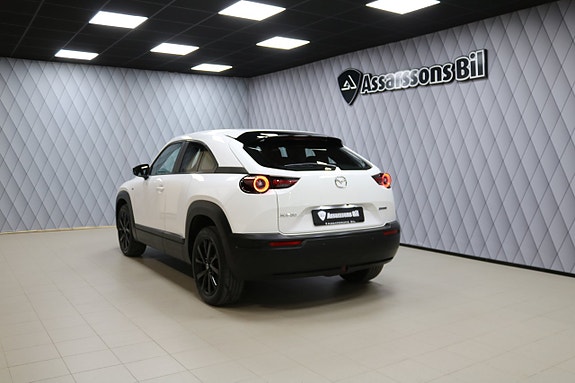 Mazda MX-30 26 of 29