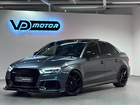 Audi RS3 13 of 26