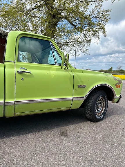 GMC Sierra 1500 2 of 5