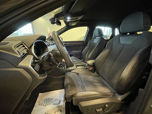 Audi Q3 7 of 8