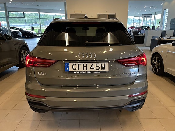 Audi Q3 5 of 5