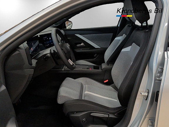 Opel Astra 8 of 22