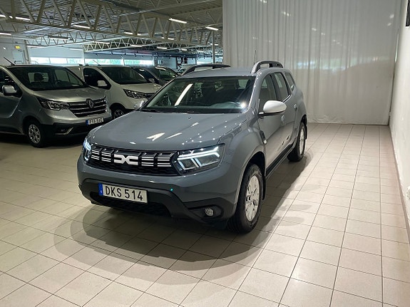 Dacia Duster 2 of 5