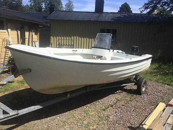 Motorbåt Ideal 470 3 of 3