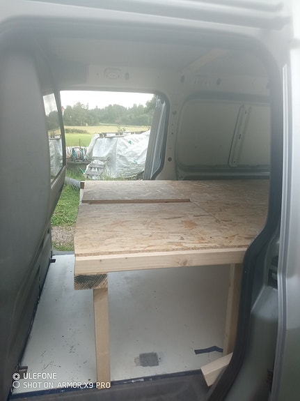 Volkswagen Caddy Maxi 5 of 5