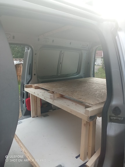 Volkswagen Caddy Maxi 4 of 5