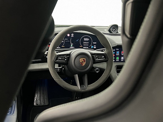 Porsche Taycan GTS 15 of 30