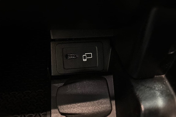 Mercedes-Benz E220 19 of 23