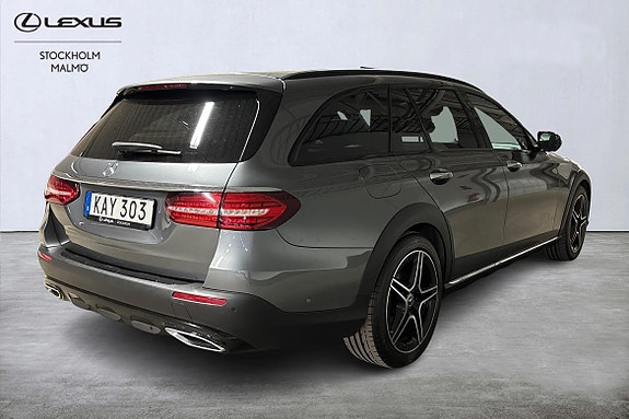 Mercedes-Benz E220 4 of 23