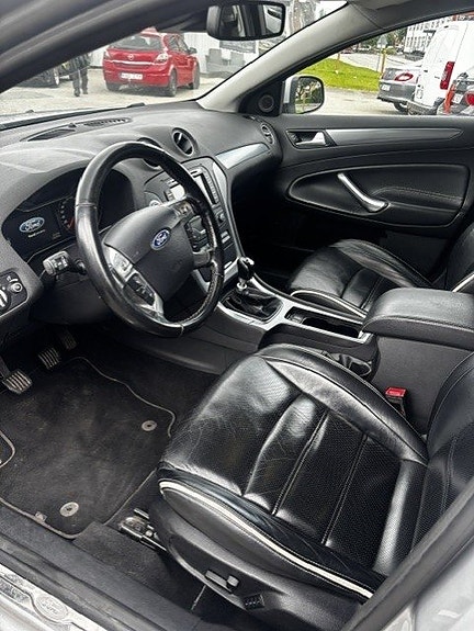 Ford Mondeo 7 of 13