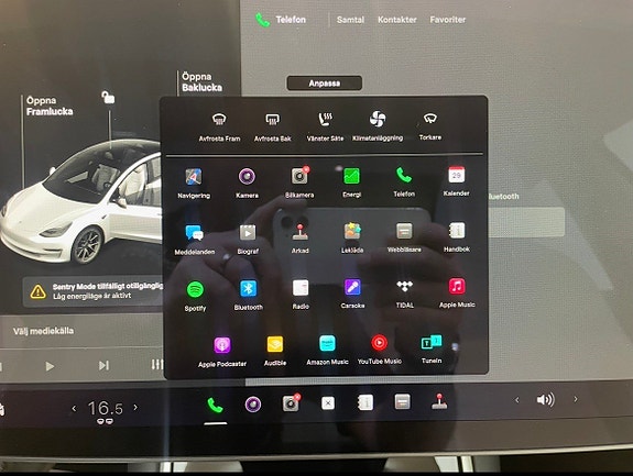 Tesla Model 3 9 of 13