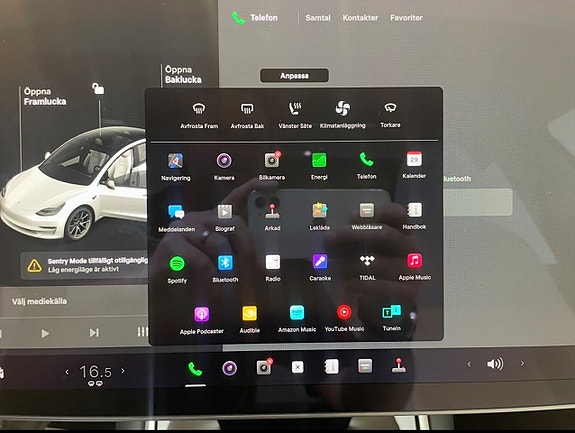 Tesla Model 3 9 of 13