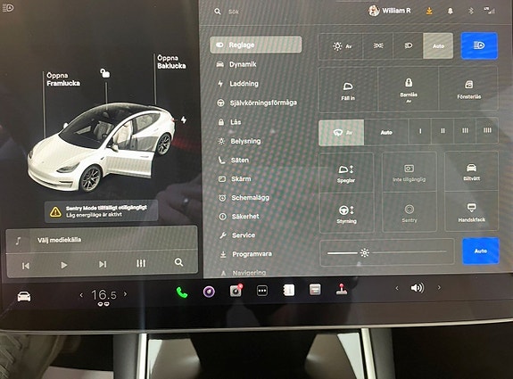 Tesla Model 3 8 of 13