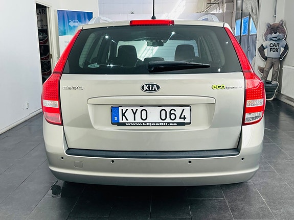 Kia Ceed 9 of 22