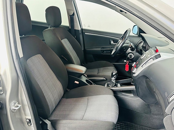 Kia Ceed 14 of 22