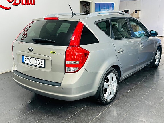 Kia Ceed 8 of 22