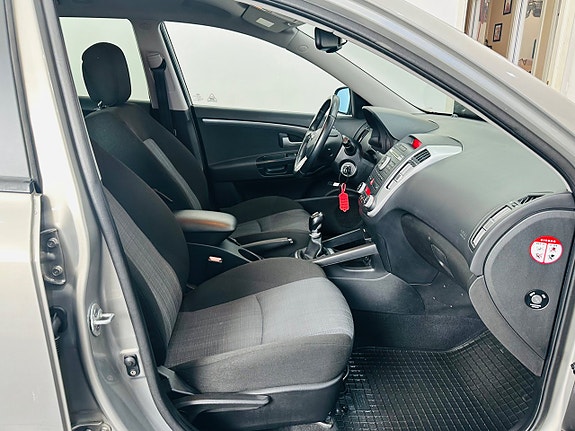 Kia Ceed 13 of 22