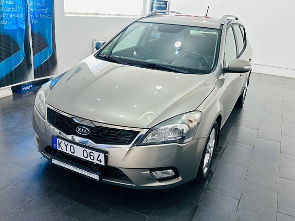 Kia Ceed 4 of 5