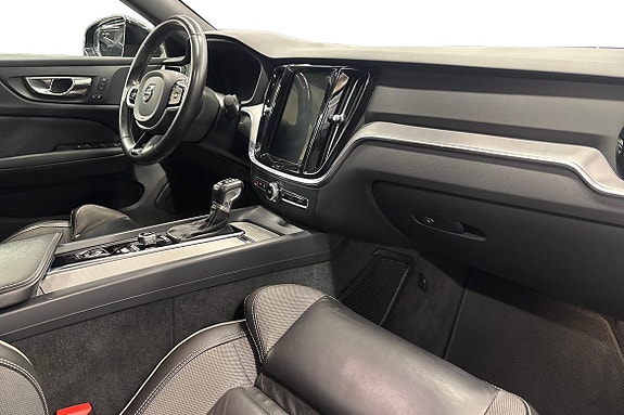 Volvo S60 11 of 25