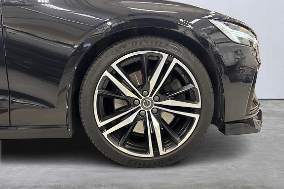Volvo S60 17 of 25