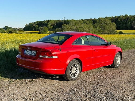 Volvo C70 4 of 8